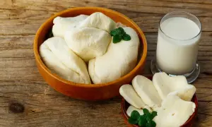 Czym zastąpić ser halloumi? Oto najlepsze alternatywy i porady