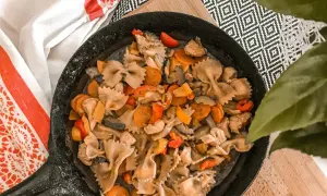 Jak zrobić kurczaka curry - prosty przepis na pyszne danie