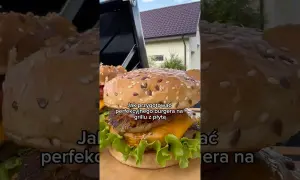 Na czym smażyć burgera, aby uzyskać idealny smak i teksturę?