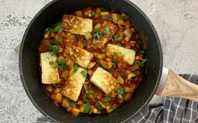 Jak smażyć halloumi, aby uzyskać idealną chrupkość i smak