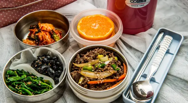 Jak dieta pudełkowa od Wygodnej Diety pomoże Ci osiągać wymarzoną sylwetkę?