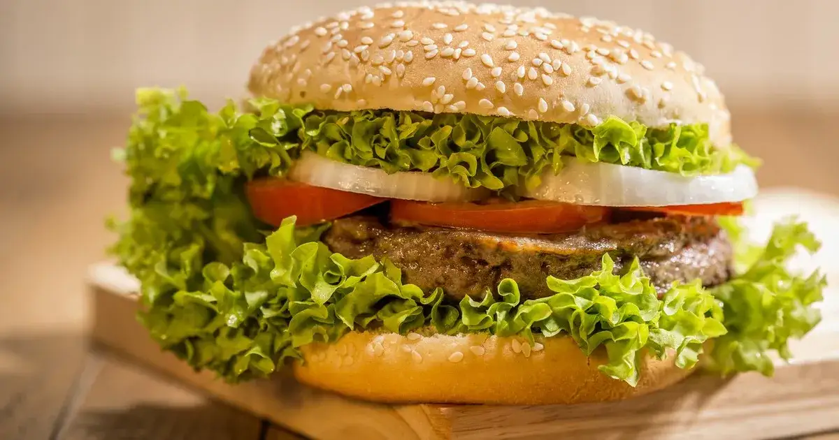 Zdjęcie Jak zrobić bułki do hamburgerów – prosta receptura, która zachwyci